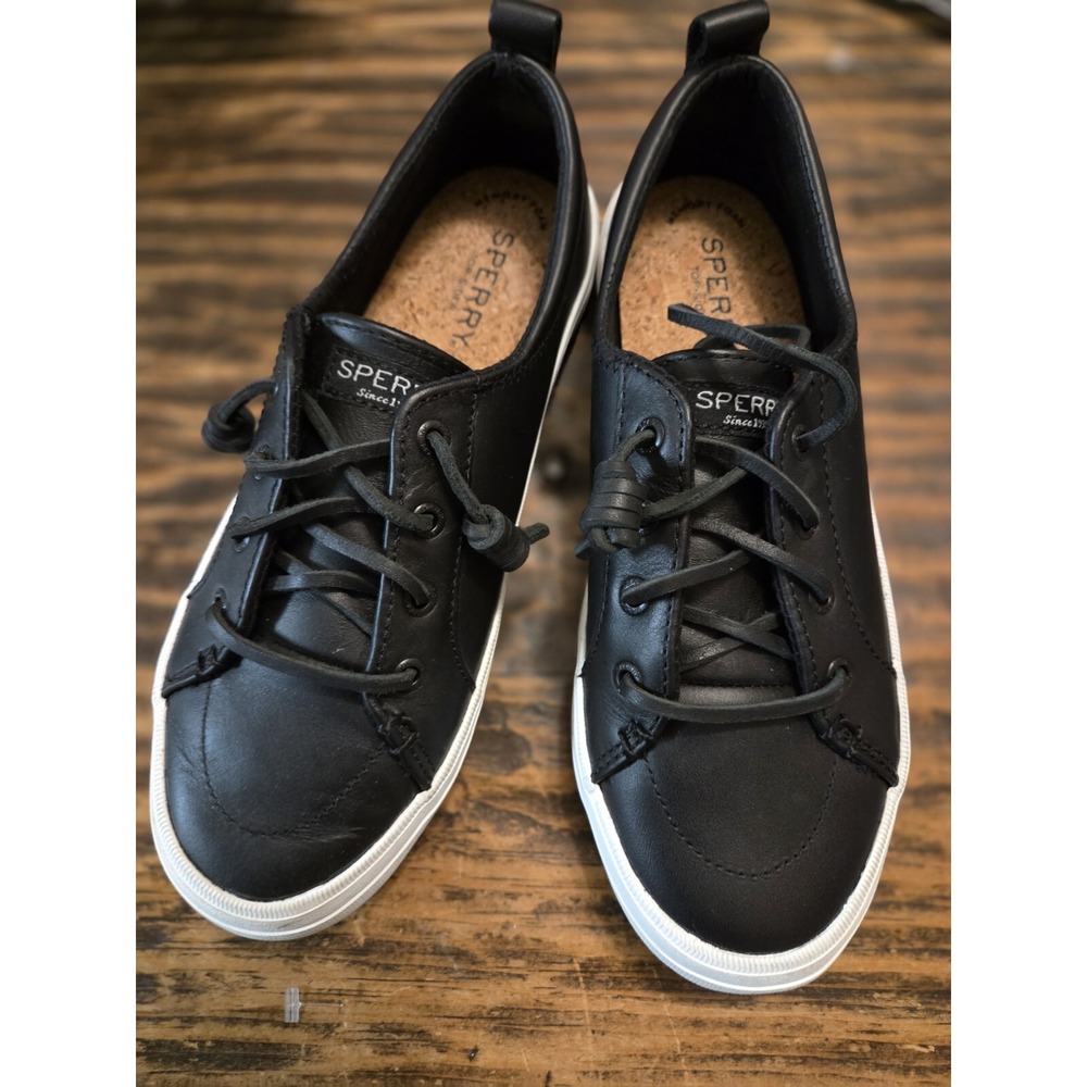 Sperry girls leather shoes-size 5.5